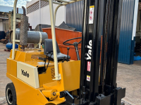 EMPILHADEIRA YALE 2,5 tons