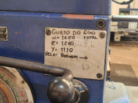 MANDRILHADORA UNIVERSAL TOS W-100