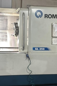 TORNO CNC ROMI GL250